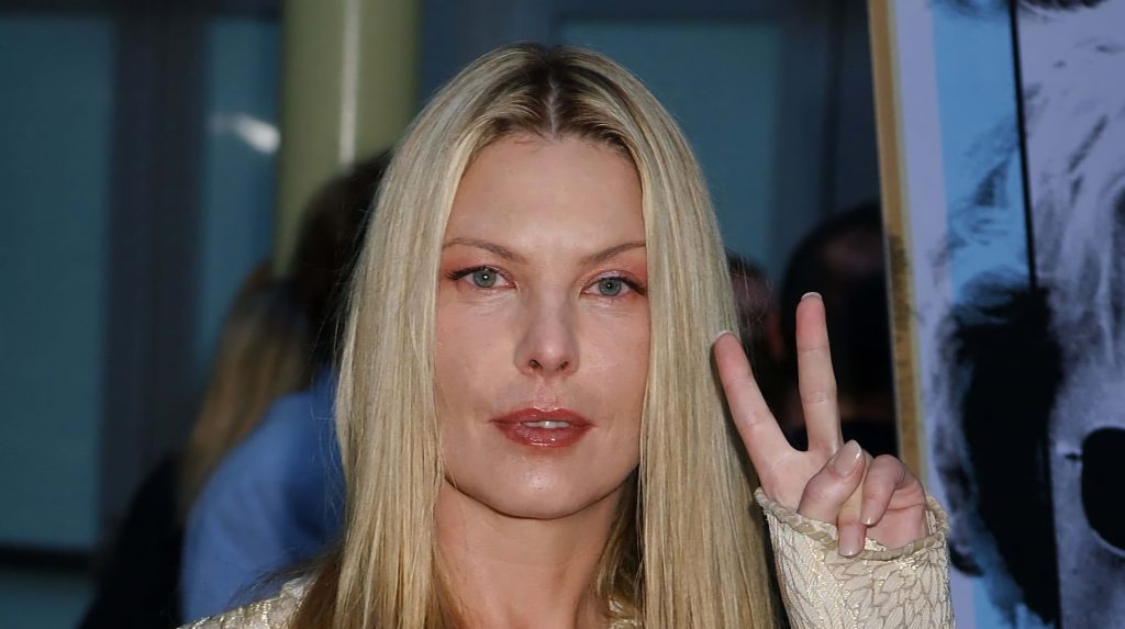 Дебора Кара Ангер