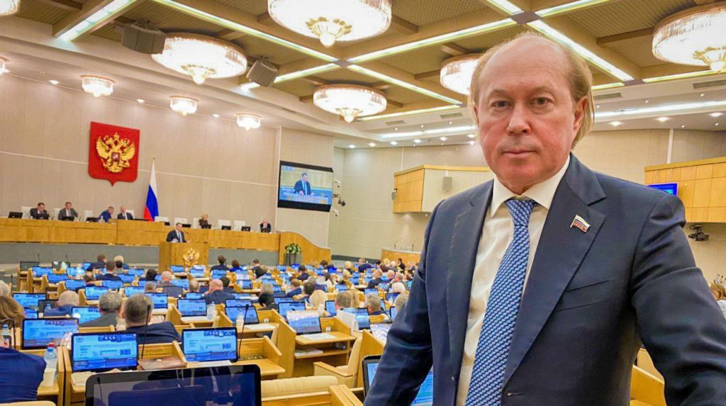Владимир Кононов